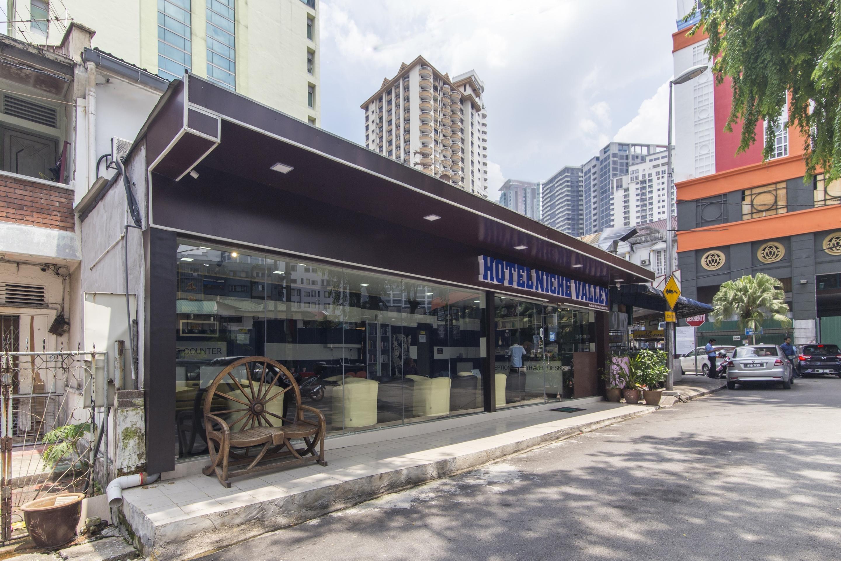 Oyo 697 Niche Valley Hotel Kuala Lumpur Kültér fotó